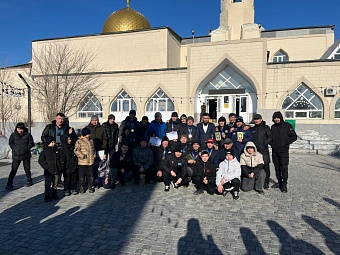 ОРАЗА АЙТ КҮНІ ЕКІБАСТҰЗ МЕШІТІНДЕ